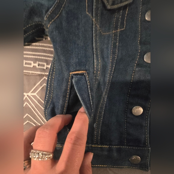 DKNY Toddler Girl Jean Jacket Size 3T - Picture 4 of 13